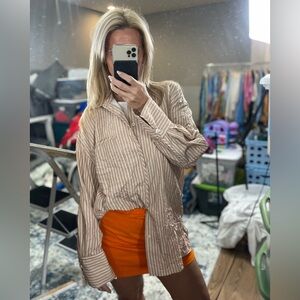 Zara Oversized Button Down Shirt Wrinkle Style Tan Apricot Striped Women’s‎ XS